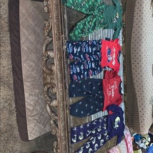 4 pairs of boys pajamas